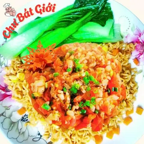 Hình ảnh Mì trộn thịt bằm xào củ hành