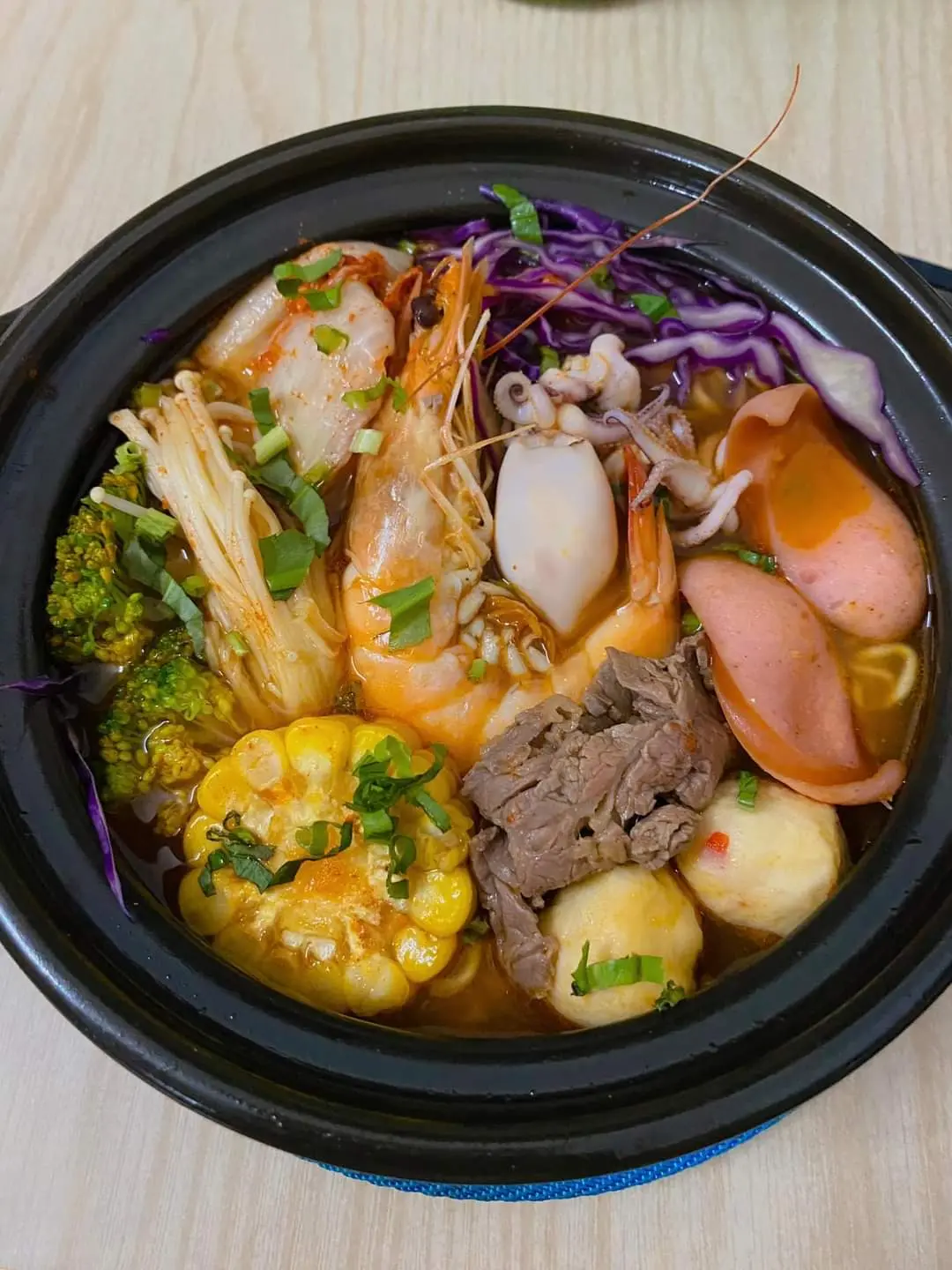 Hình ảnh MÌ CAY THẬP CẨM+Tặng Ly Nước Ngọt