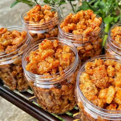 Hình ảnh Tóp Mỡ Liền Da Rim Mắm Tỏi