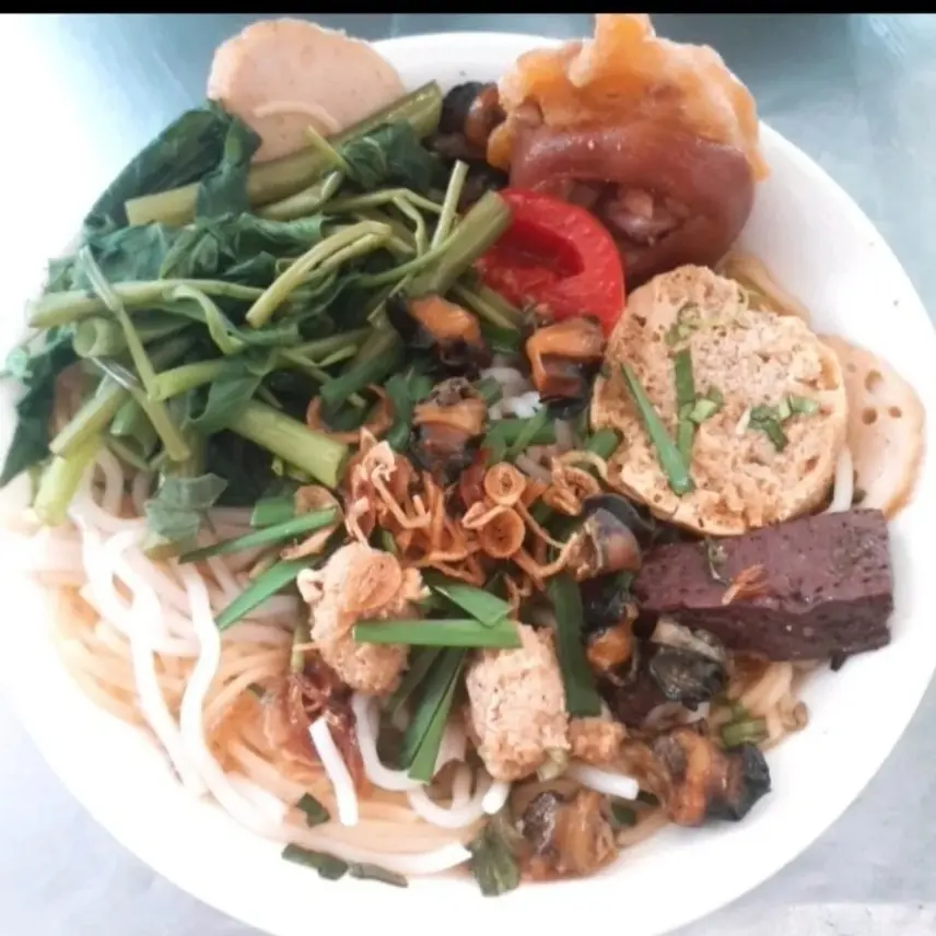 Hình ảnh Canh Bún Thập Cẩm Giò Cua Chả Ốc (không tô muỗng đũa)