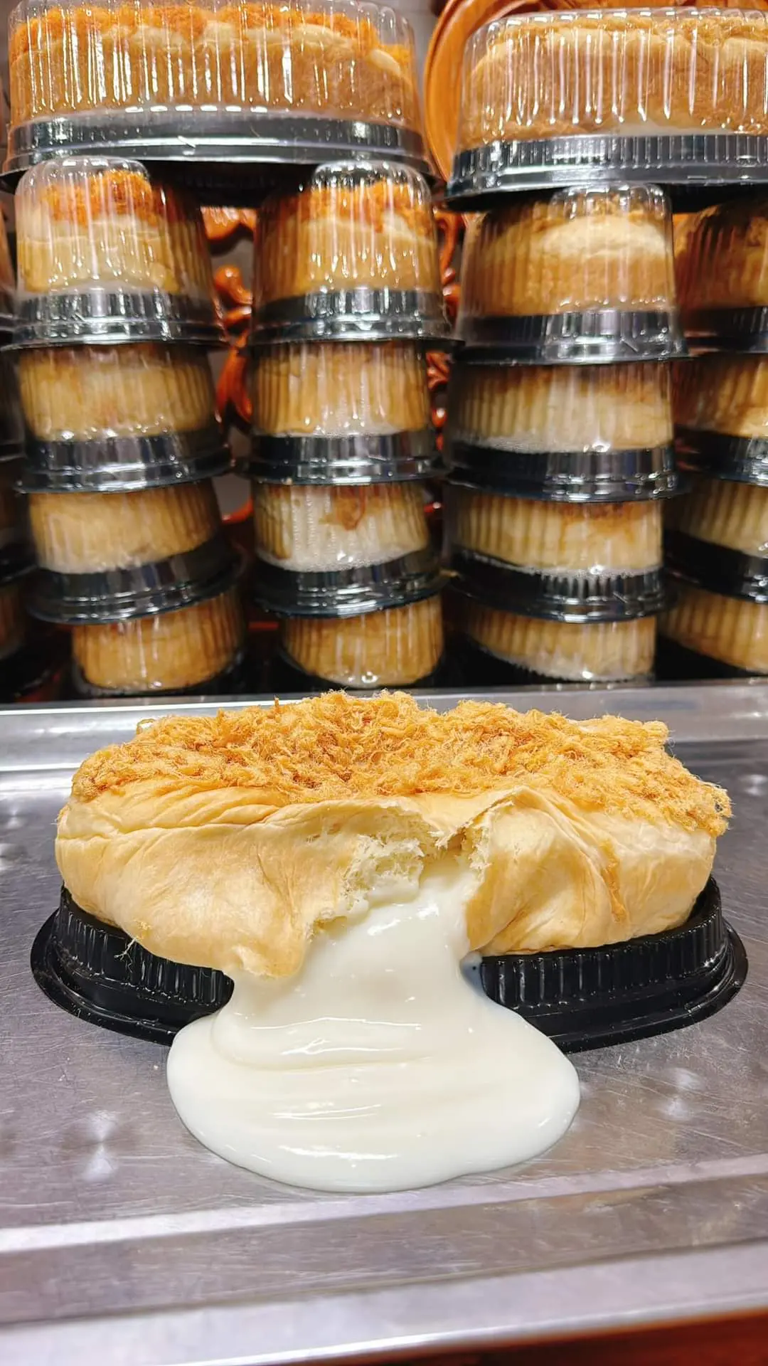 Hình ảnh bánh mì phô mai tan chảy