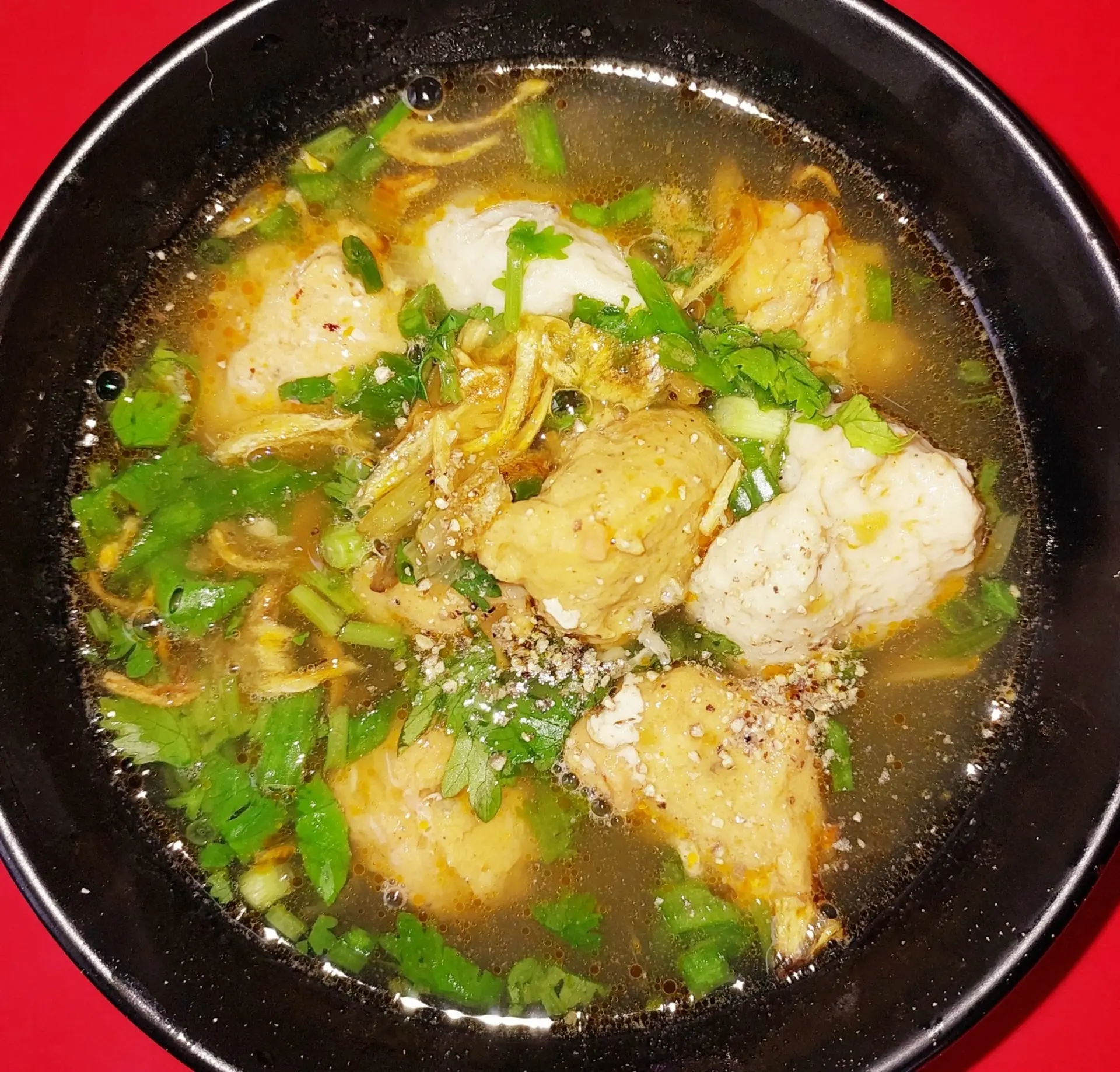 Hình ảnh Bánh canh cua - chả cua bột gạo Huế tô đặc biệt