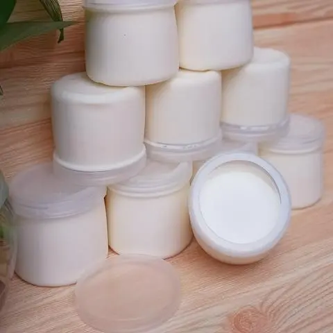 Hình ảnh Combo 10 hủ sữa chua úp ngược vị truyền thống