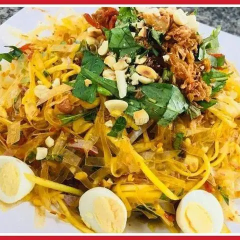 Hình ảnh Bánh tráng trộn đặc biệt bao no (đựng ly)