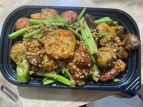 Hình ảnh Combo cá viên chiên mắm tỏi