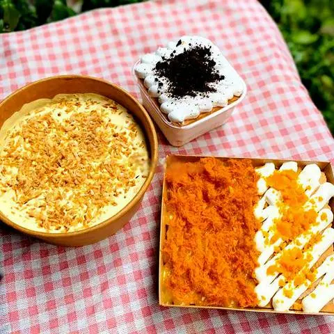 Hình ảnh Combo kem sữa dừa - gà cheese - oreo kem