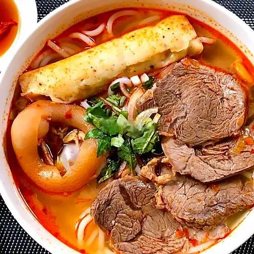 Hình ảnh Bún bò tái không