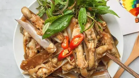 Hình ảnh Ốc móng tay xào me