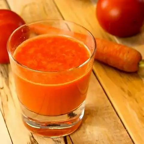 Hình ảnh Nước ép cà chua cà rốt sữa