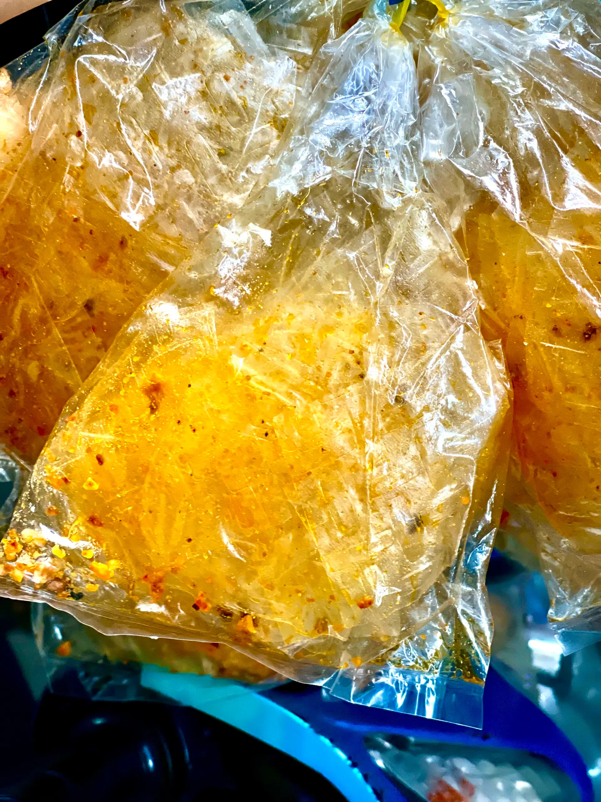 Hình ảnh Bánh tráng tỏi vàng