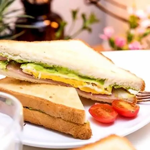 Hình ảnh Sandwich chả trứng