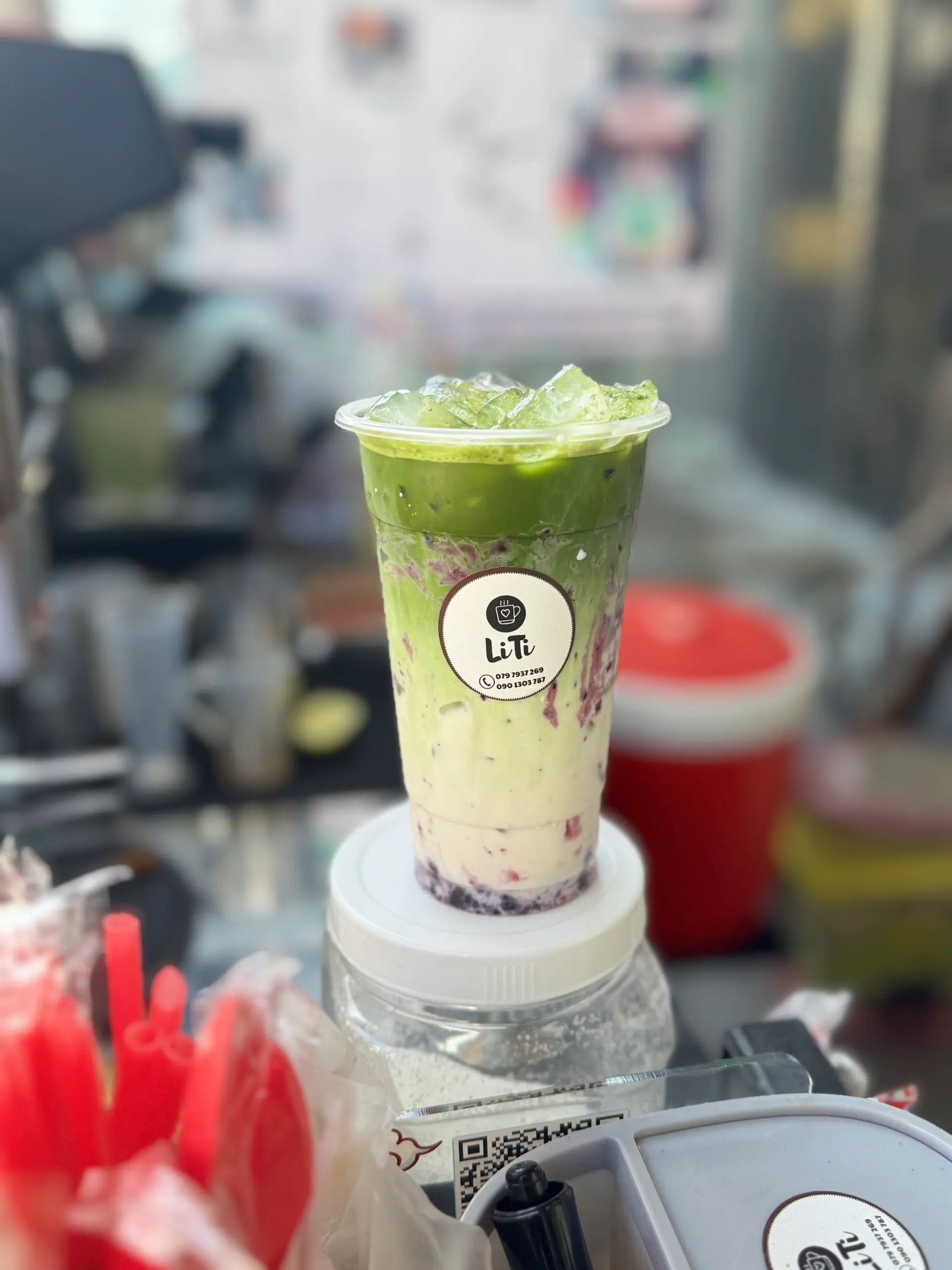 Hình ảnh Matcha latte việt quất