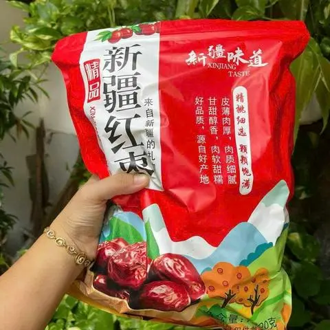 Hình ảnh Táo Đỏ Tân Cương-1 bịch 1kg 
