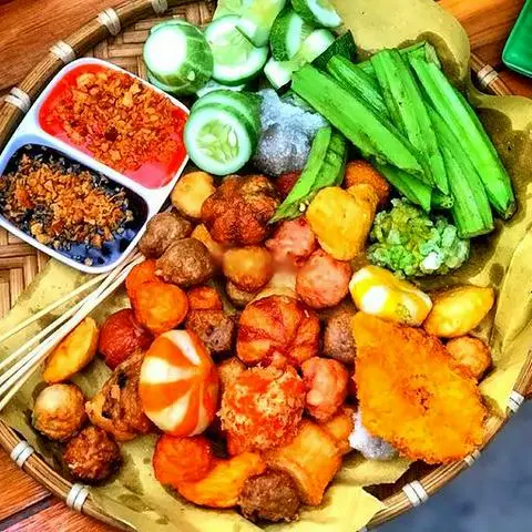 Hình ảnh Combo xiên tá lả 9 món (tặng ly hồng trà)