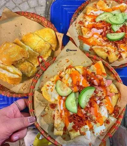 Hình ảnh Bánh mì cay