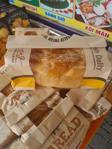 Hình ảnh Bánh mì hoa cúc lớn