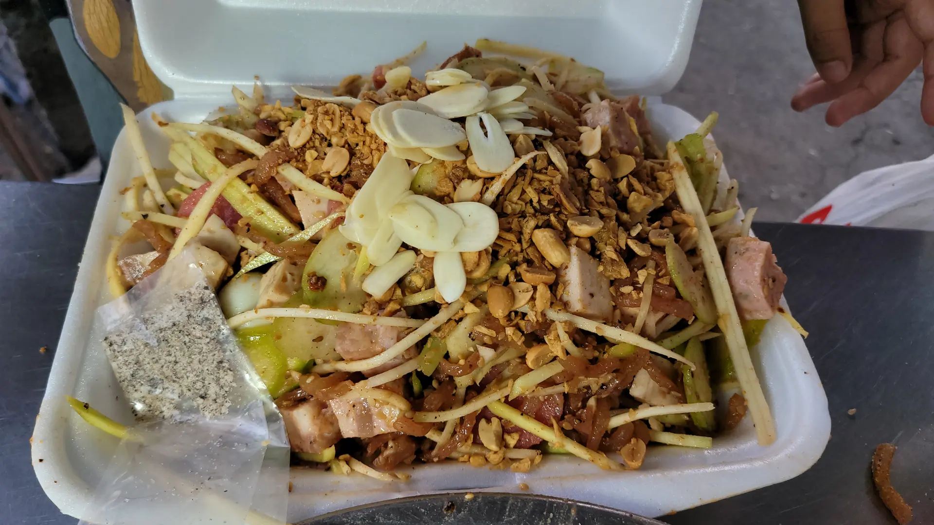 Hình ảnh Tré trộn tai heo 2