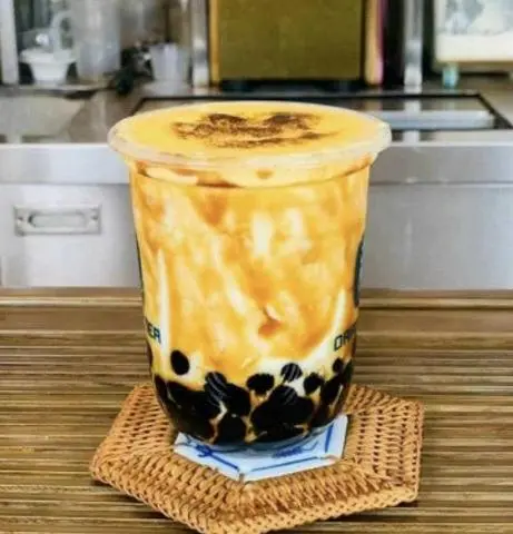 Hình ảnh Kem Trứng Sữa Tươi Trân Châu Đường Đen