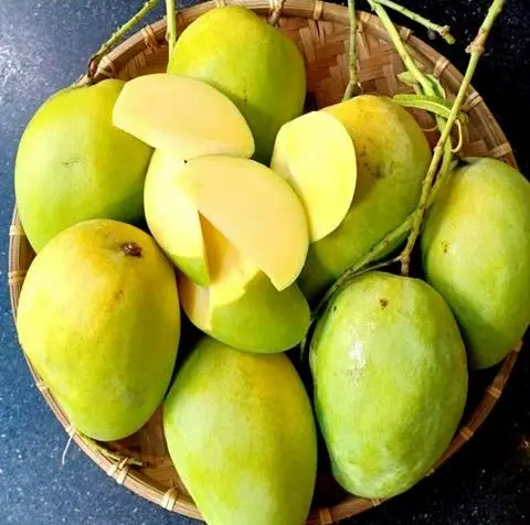 Hình ảnh Xoài Tứ Quý 400gr