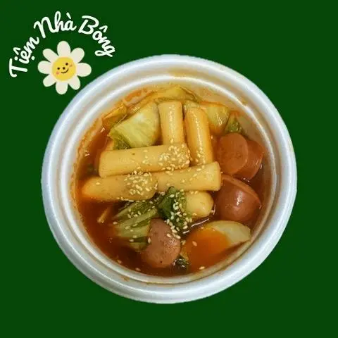 Hình ảnh Tokbokki Truyền Thống x Cá Viên + Chả Cá Hàn