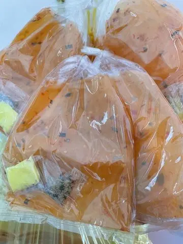 Hình ảnh Bánh tráng cuốn bơ hành phi lớn