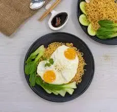 Hình ảnh Mì Xào Trứng ( 2 Trứng)
