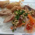 Hình ảnh Bún thịt nướng đây đủ