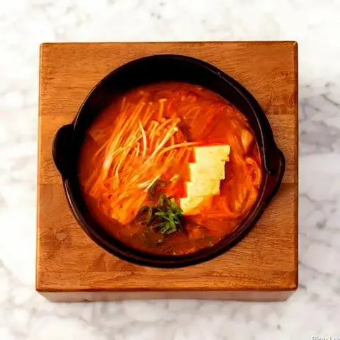 Hình ảnh Kimchi soup - canh kimchi