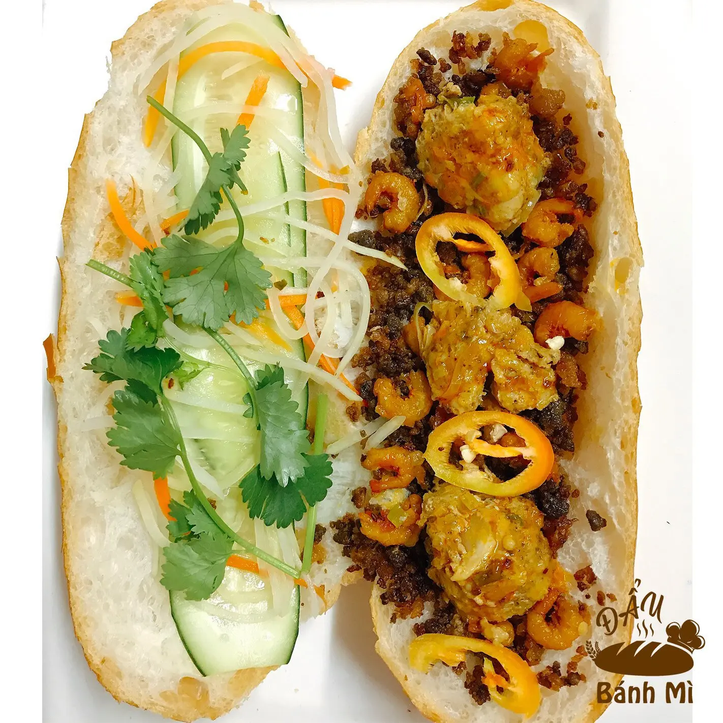Hình ảnh Bánh Mì 1965 Thập Cẩm