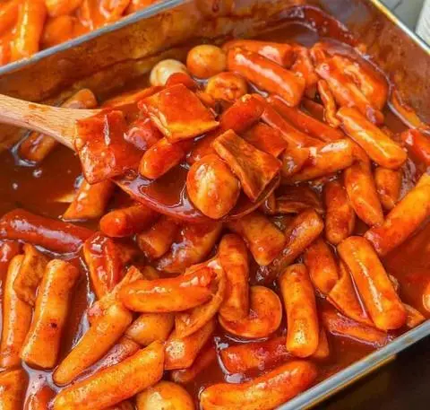 Hình ảnh Tokboki sốt cay
