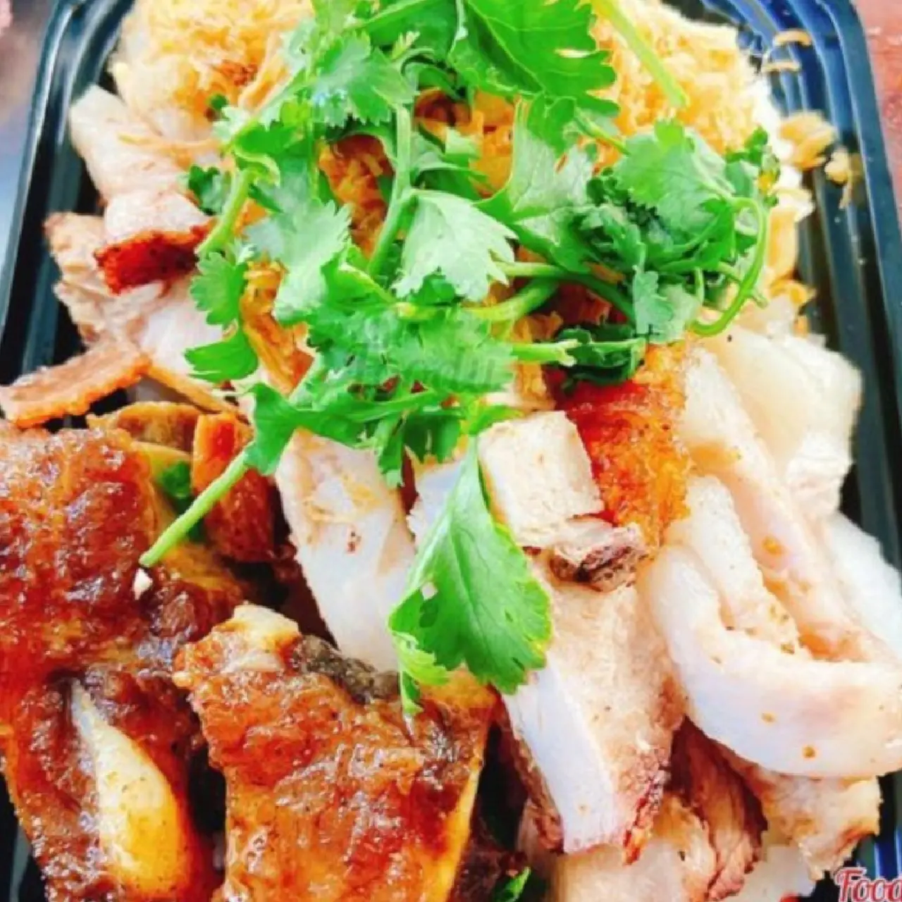 Hình ảnh Xôi Heo Quay Đặc Biệt
