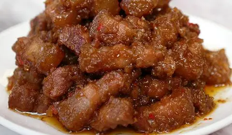 Hình ảnh Cơm tấm ba rọi xào mắm ruốc