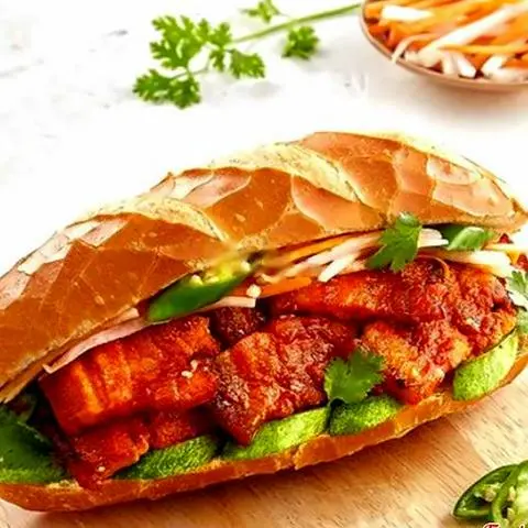 Hình ảnh Bánh mì thịt khìa lạ miệng