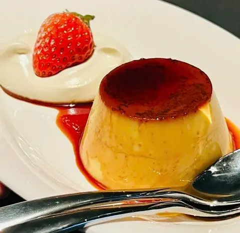 Hình ảnh Flan 10 hủ