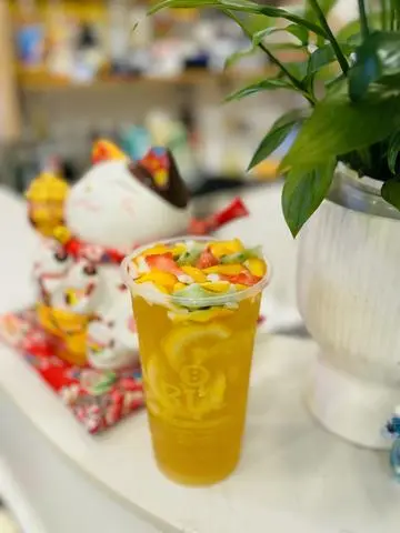 Hình ảnh Trà chanh giã tay con cá