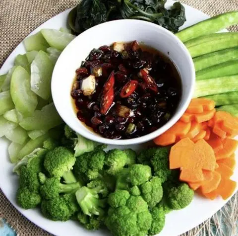 Hình ảnh Kho Quẹt rau luộc (không cơm)