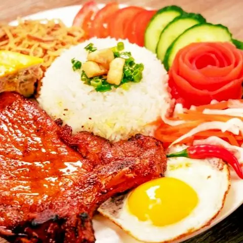 Hình ảnh Cơm Tấm Sườn + Bì