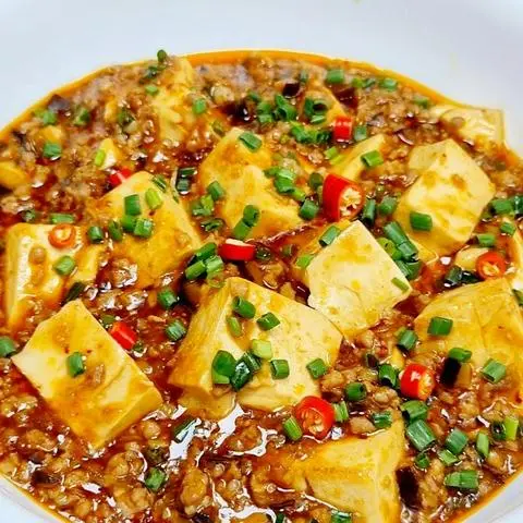 Hình ảnh Cơm trắng Đậu hủ tứ xuyên ( cay )
