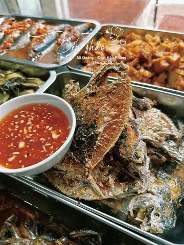 Hình ảnh Cơm cá bánh lái chiên mắm 