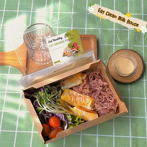Hình ảnh Cơm gạo lứt đen + Bò xào kiểu Pháp 361 calo