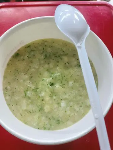 Hình ảnh Cháo bồ câu hầm hạt sen