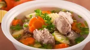 Hình ảnh Cơm Canh Xương Heo Hầm Củ Quả