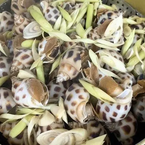 Hình ảnh Ốc hương hấp sả