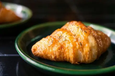 Hình ảnh Croissant Bơ Tỏi