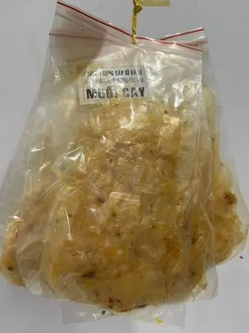 Hình ảnh Bánh tráng muối cay