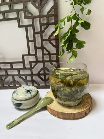 Hình ảnh Trà Lá Sen ( Trà Nóng - Không đường)