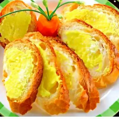 Hình ảnh Bánh mì bơ đường