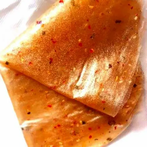 Hình ảnh Bánh tráng tôm ớt phơi sương