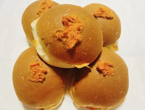 Hình ảnh Set 5 bánh mì tròn bơ chà bông