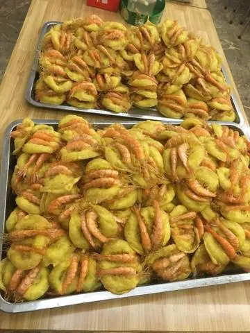 Hình ảnh Bánh Tôm Chiên Sơ- Khách dùng chiên lại